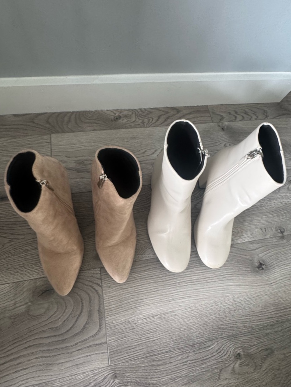Set of 2 heels - Picture 2 of 8